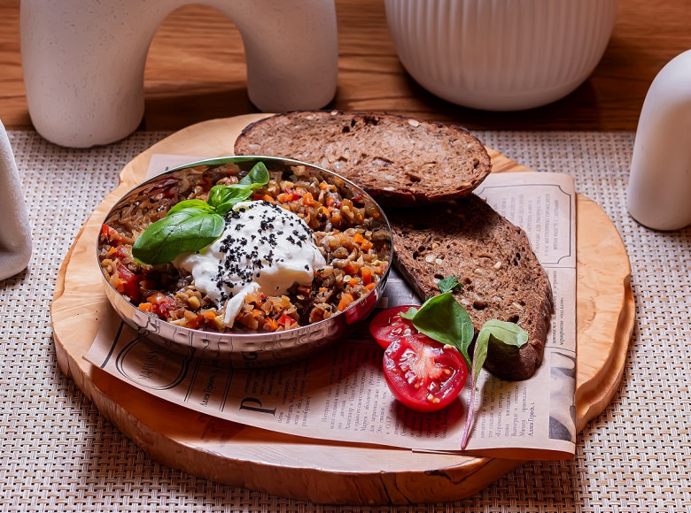 Баклажанная икра с сыром страчателла